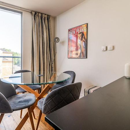 Bright & Spacious Battersea Flat Londra Dış mekan fotoğraf