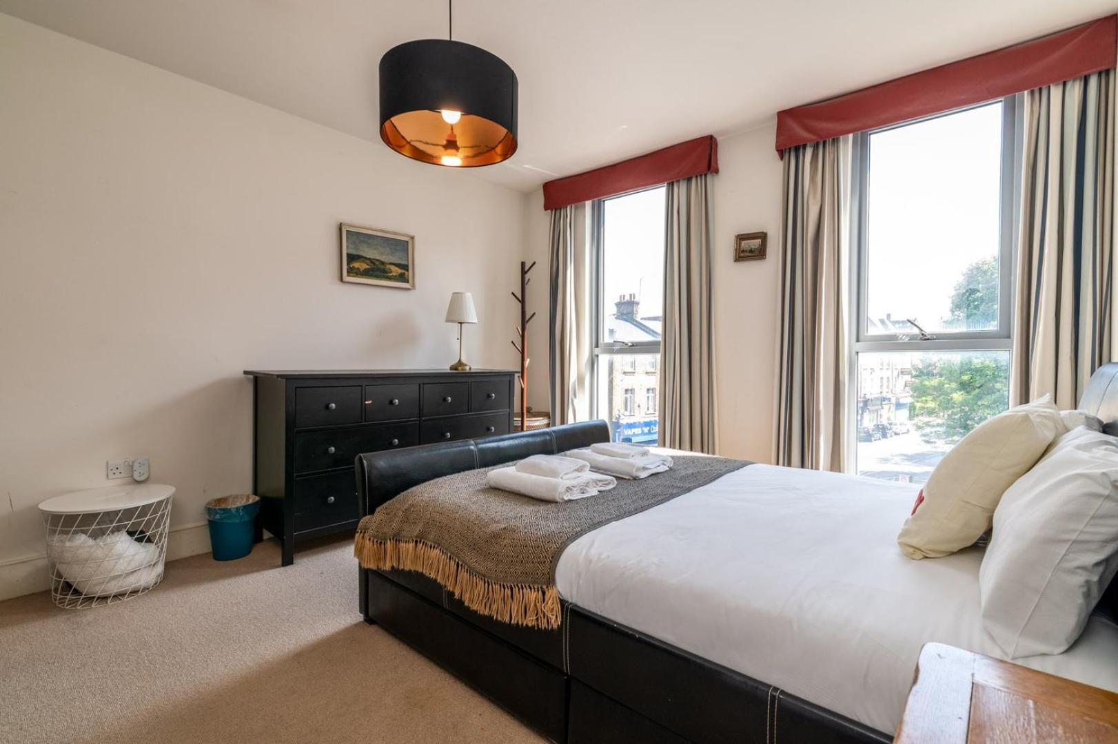 Bright & Spacious Battersea Flat Londra Dış mekan fotoğraf