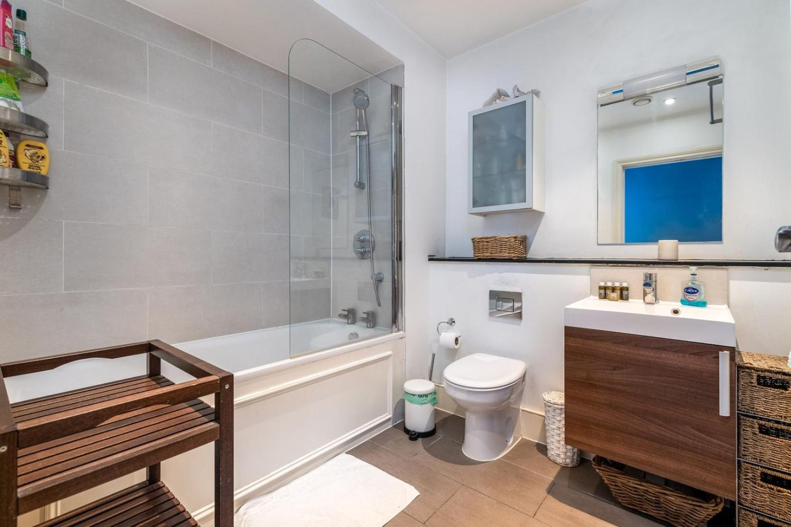 Bright & Spacious Battersea Flat Londra Dış mekan fotoğraf